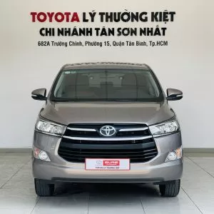 TOYOTA INNOVA 2.0E 2017